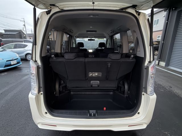 HONDA STEPWAGON SPADA 2011 Image 31