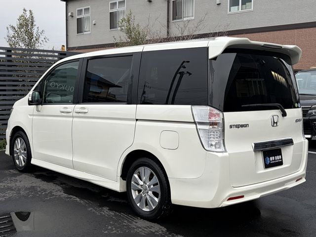 HONDA STEPWAGON SPADA 2011 Image 31