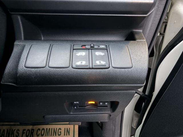 HONDA STEPWAGON SPADA 2011 Image 31