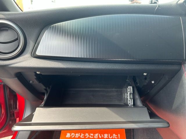 TOYOTA 86 2012 Image 31