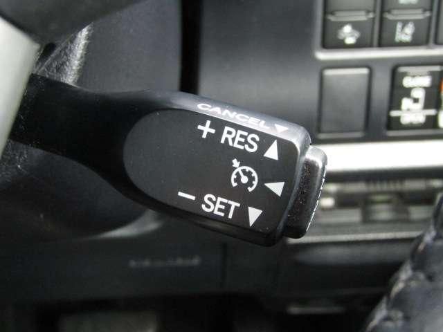 TOYOTA VOXY HYBRID 4WD 2017 Image 31