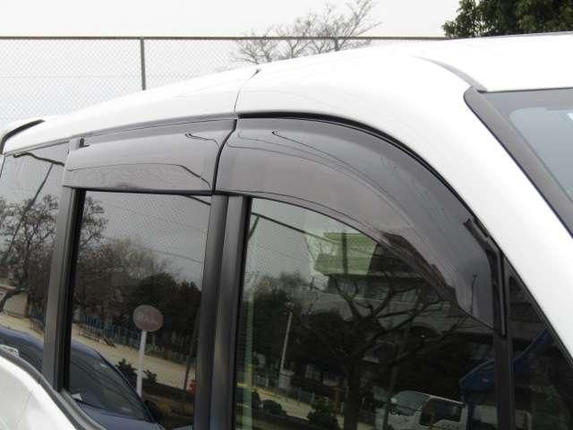 TOYOTA VOXY HYBRID 4WD 2017 Image 31