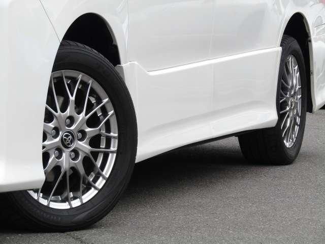 TOYOTA VOXY HYBRID 4WD 2017 Image 31