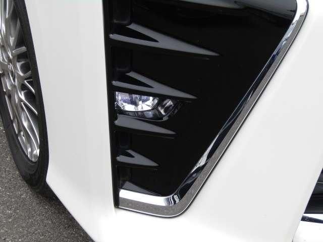 TOYOTA VOXY HYBRID 4WD 2017 Image 31