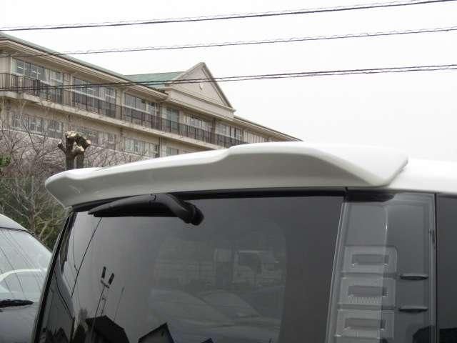 TOYOTA VOXY HYBRID 4WD 2017 Image 31