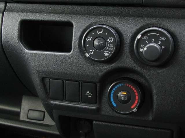 TOYOTA REGIUSACE VAN 2WD 2018 Image 31