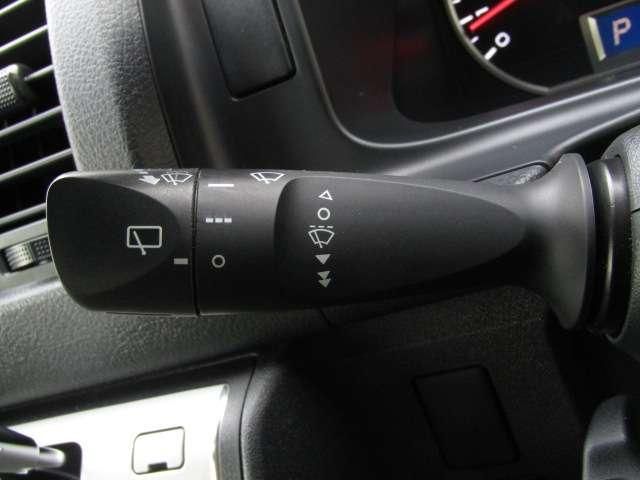 TOYOTA REGIUSACE VAN 2WD 2018 Image 31