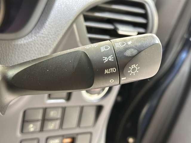 TOYOTA VOXY 2017 Image 31