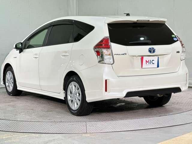 TOYOTA PRIUS ALPHA 2019 Image 31