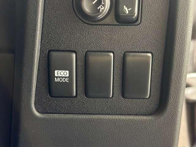 NISSAN DUALIS 2011 Image 31