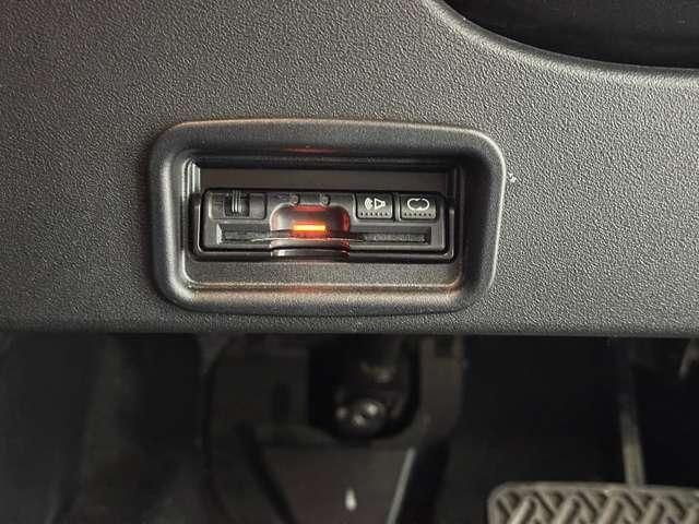 NISSAN DUALIS 2011 Image 31