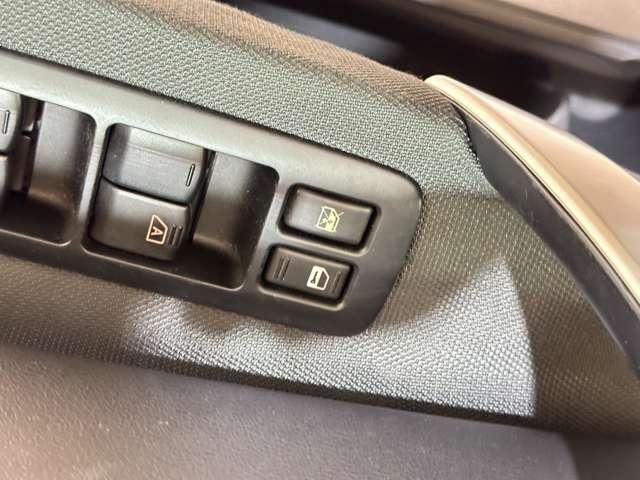 NISSAN DUALIS 2011 Image 31