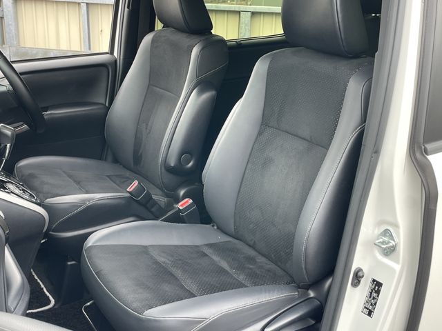 TOYOTA VOXY 2021 Image 31