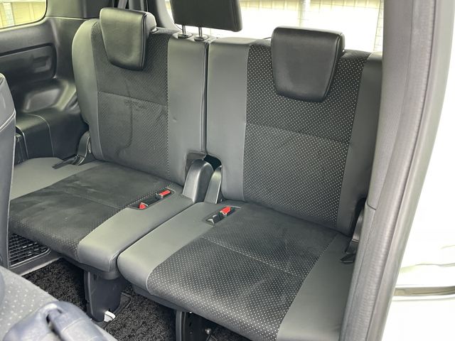 TOYOTA VOXY 2021 Image 31