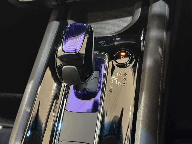 HONDA VEZEL HYBRID 2014 Image 31