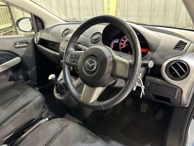 MAZDA DEMIO 2010 Image 31