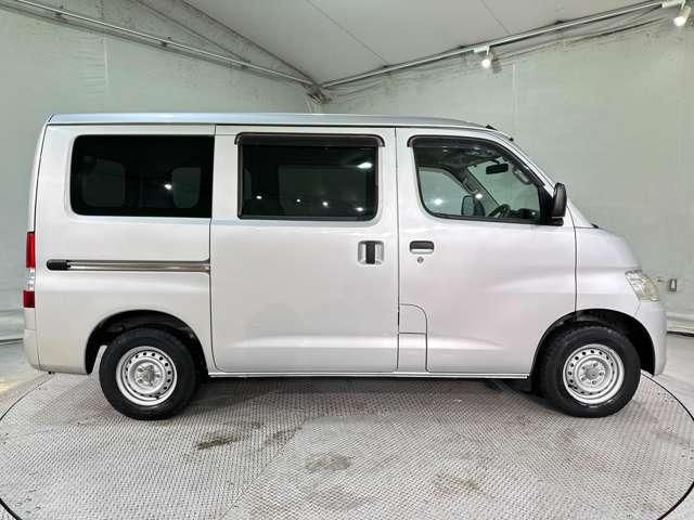 TOYOTA LITEACE VAN 2WD 2016 Image 31