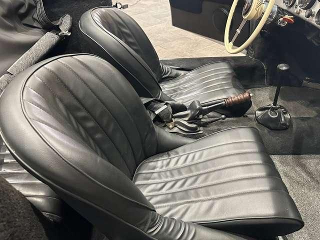 PORSCHE 356 1989 Image 31