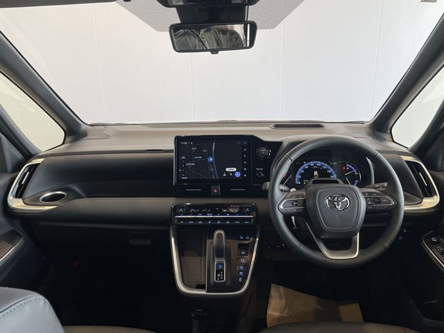 TOYOTA VOXY HYBRID 2026 Image 31