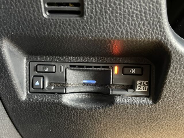 TOYOTA VOXY HYBRID 2026 Image 31