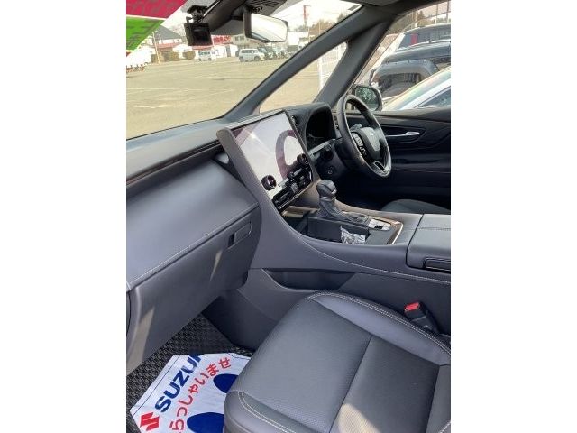 TOYOTA ALPHARD HYBRID 4WD 2023 Image 31