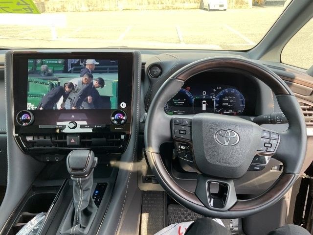 TOYOTA ALPHARD HYBRID 4WD 2023 Image 31