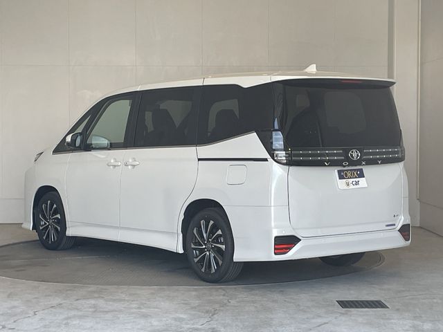 TOYOTA VOXY HYBRID 2026 Image 31