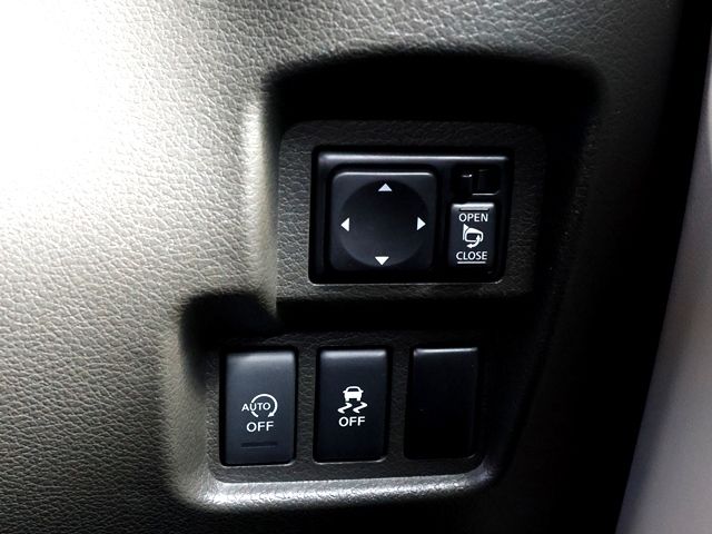 NISSAN CUBE 2016 Image 31