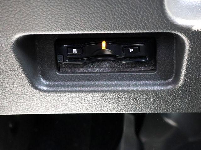 NISSAN CUBE 2016 Image 31