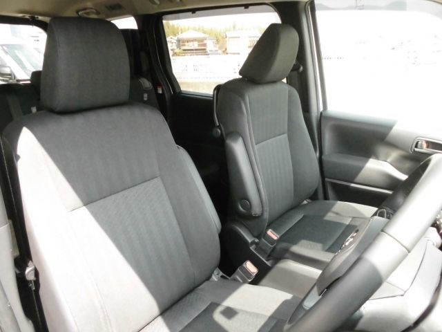 TOYOTA NOAH 2024 Image 31