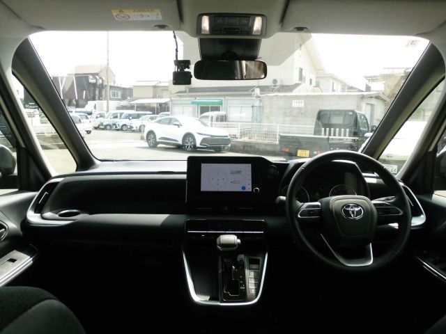 TOYOTA NOAH 2024 Image 31