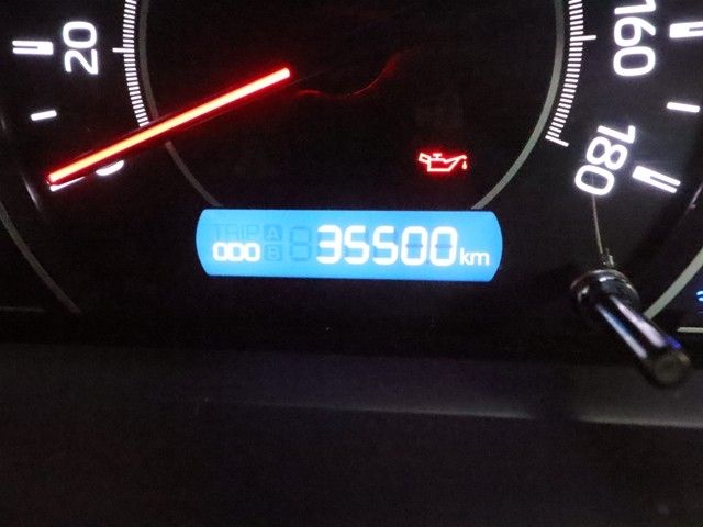 TOYOTA VOXY 2017 Image 31