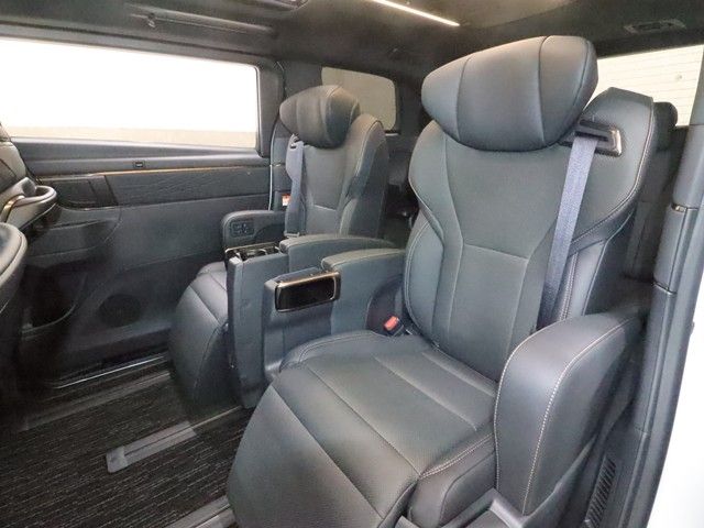 TOYOTA ALPHARD 2024 Image 31