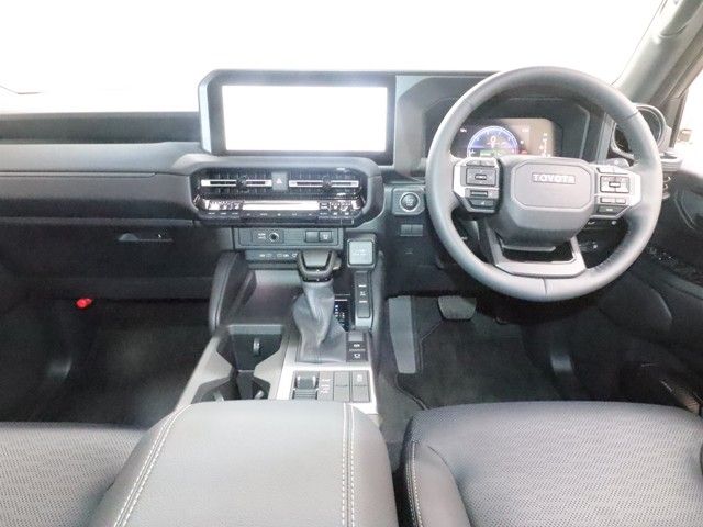 TOYOTA LANDCRUISER 250 2025 Image 31