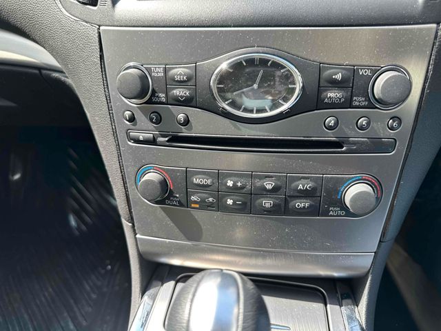 NISSAN SKYLINE 2011 Image 31