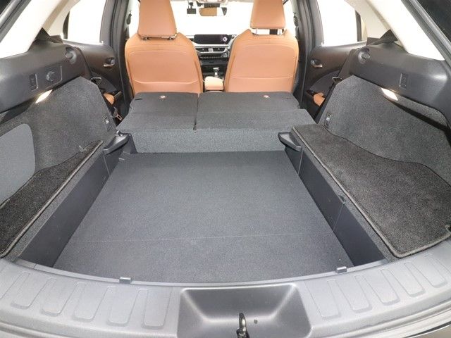 TOYOTA LEXUS UX250H AWD 2021 Image 31