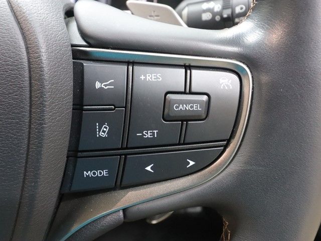 TOYOTA LEXUS UX250H AWD 2021 Image 31