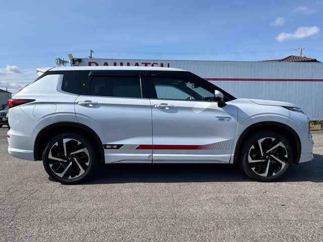 MITSUBISHI OUTLANDER PHEV 2022 Image 31