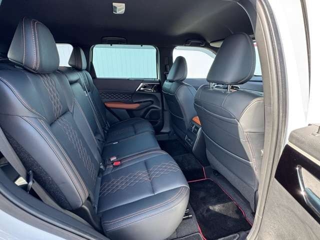 MITSUBISHI OUTLANDER PHEV 2022 Image 31