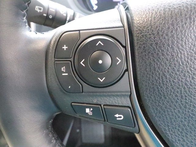 TOYOTA ESQUIRE HYBRID 2017 Image 31