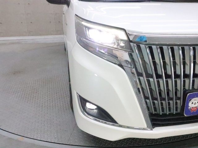 TOYOTA ESQUIRE HYBRID 2017 Image 31
