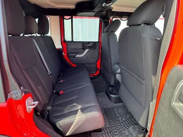 JEEP WRANGLER UNLIMI 2017 Image 31