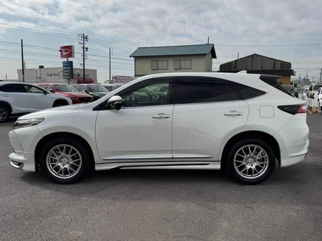 TOYOTA HARRIER 4WD 2017 Image 31