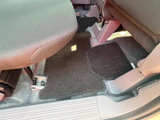 HONDA N-VAN 2025 Image 31