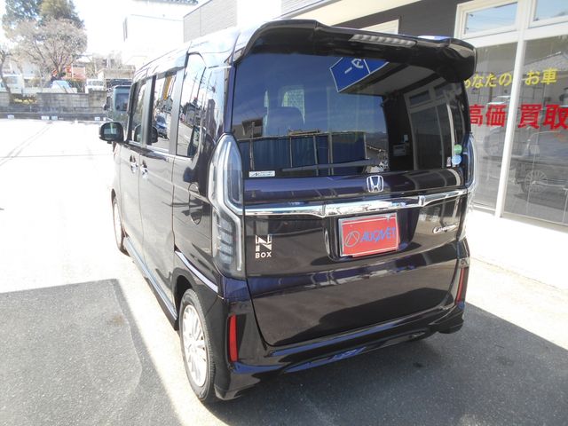 HONDA N BOX CUSTOM 2020 Image 31