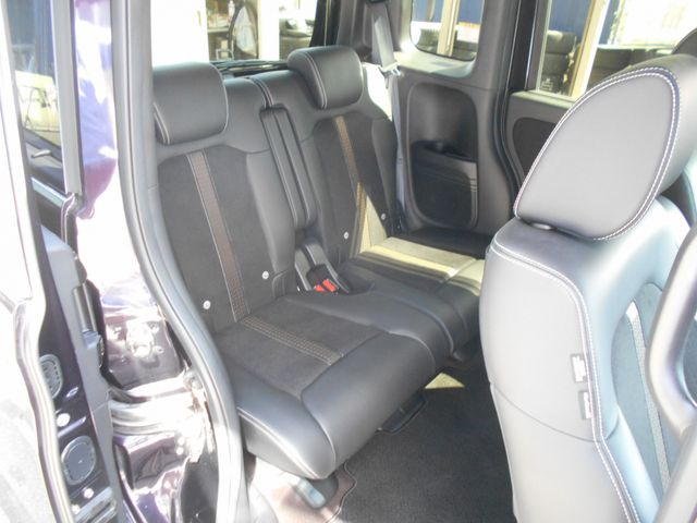 HONDA N BOX CUSTOM 2020 Image 31