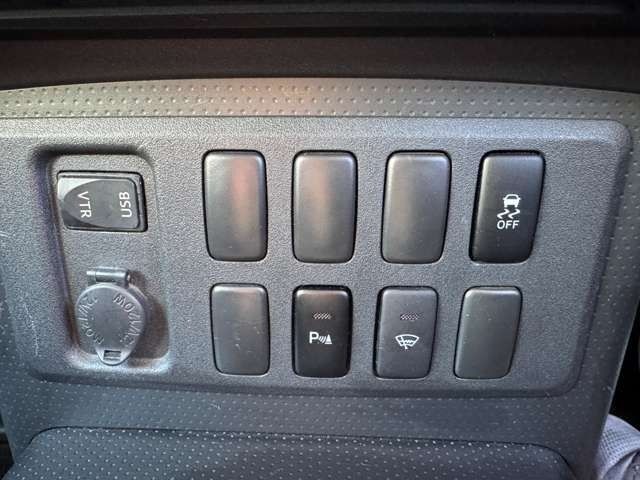 TOYOTA FJ CRUISER 4WD 2015 Image 31