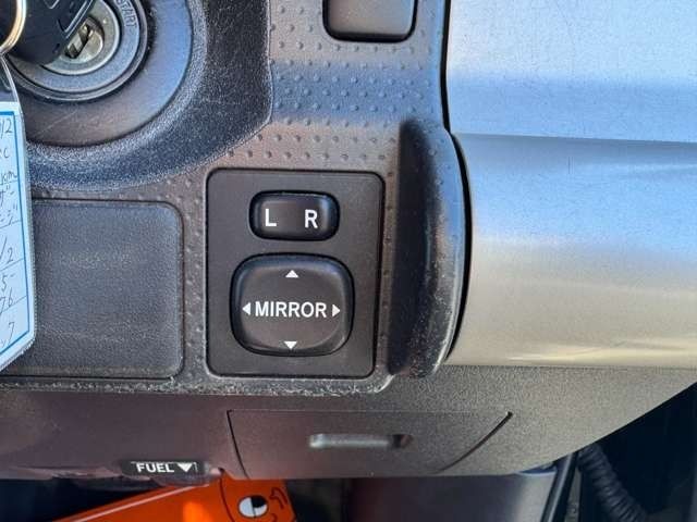 TOYOTA FJ CRUISER 4WD 2015 Image 31