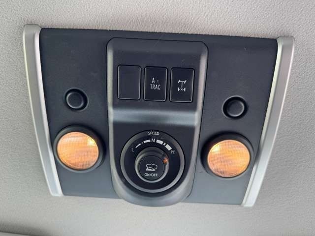 TOYOTA FJ CRUISER 4WD 2015 Image 31