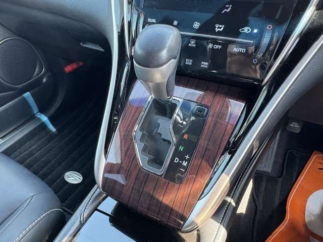 TOYOTA HARRIER 2WD 2015 Image 31